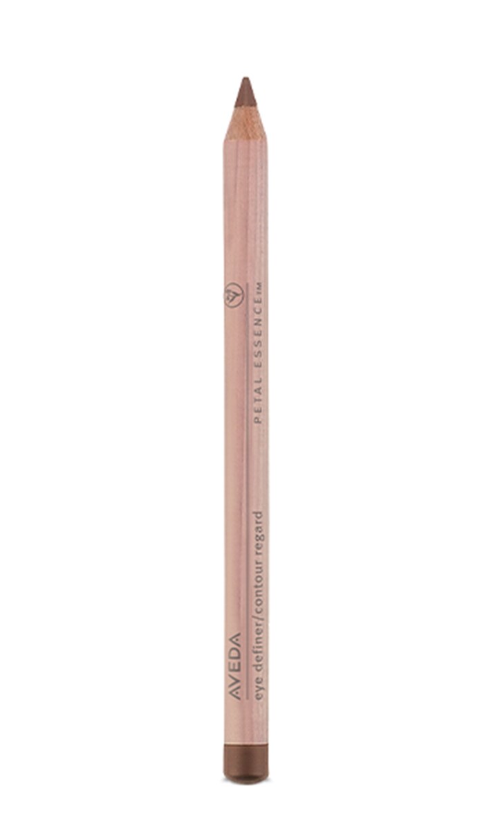 petal essence<span class="trade">&trade;</span> eye definer