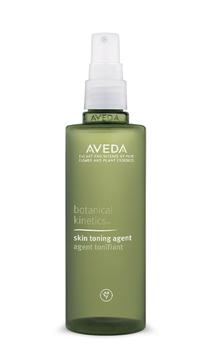 botanical kinetics<spanclass="trade">&trade;</span> skin toning agent
